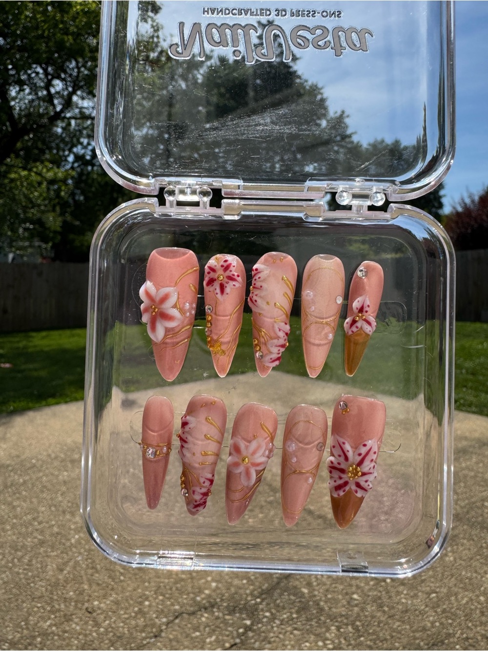 Handmade Pink Floral Press-On Nail Set